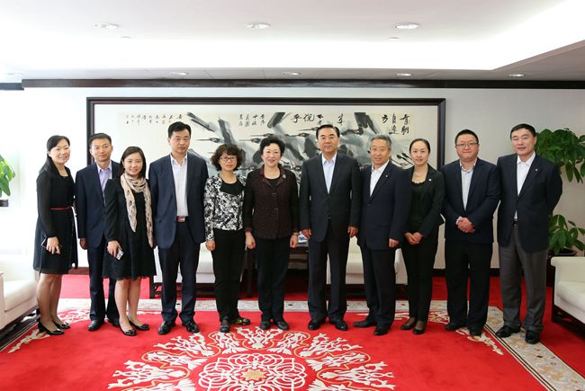 姜巖總經(jīng)理會(huì)見寧夏自治區(qū)黨委常委、統(tǒng)戰(zhàn)部長(zhǎng)馬廷禮一行（圖）