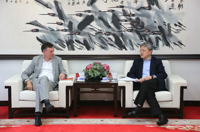 萬敏董事長會見嘉年華集團(tuán)亞洲首席執(zhí)行官Michael Thamm一行（圖）