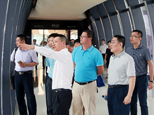 國(guó)辦、財(cái)政部專(zhuān)題調(diào)研組調(diào)研三亞國(guó)際免稅城