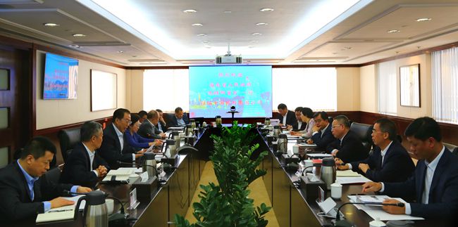 集團(tuán)主要領(lǐng)導(dǎo)會見海南省人民政府省長沈曉明一行（圖）