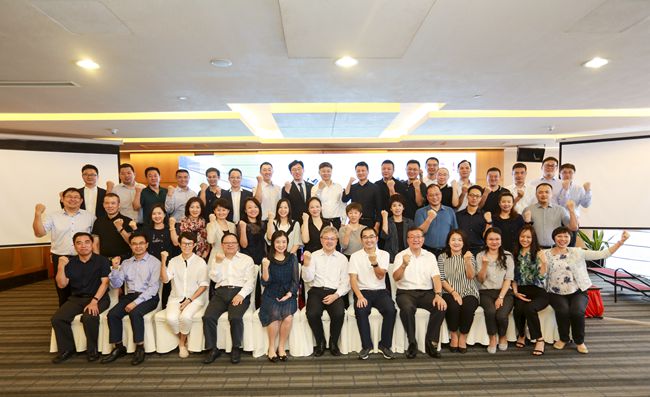 集團“悟領(lǐng)導(dǎo)之道，練變革之力”實戰(zhàn)訓(xùn)練營首期班圓滿結(jié)業(yè)（圖）