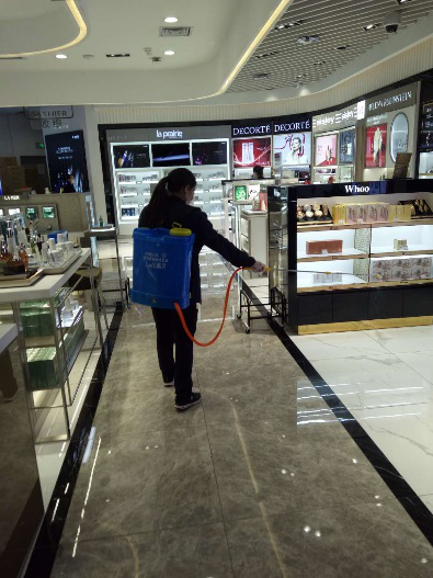 【中國免稅人在行動·一線直擊篇】之十九： 抗“疫”不打烊 廣州機場免稅店抗擊疫情復工保障齊頭并進