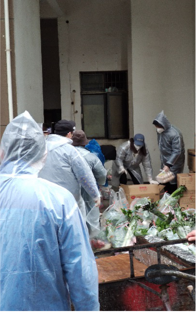 【中國免稅人在行動·黨員先鋒篇】之八： 打贏疫情防控阻擊戰(zhàn)，武漢中免志愿者在行動